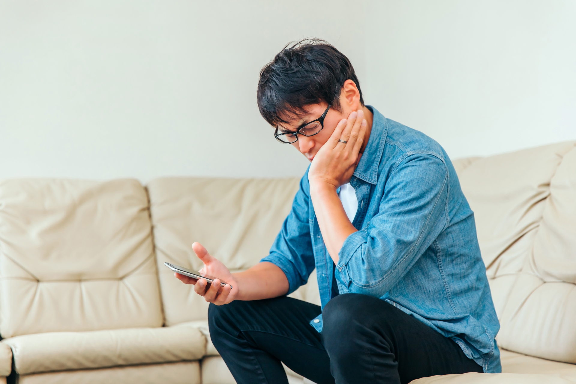 iPhone8でLINEが開けない主な原因｜症状ごとに整理